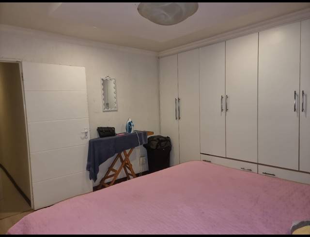 3 BEDROOM HOUSE FOR SALE IN EVATON WEST